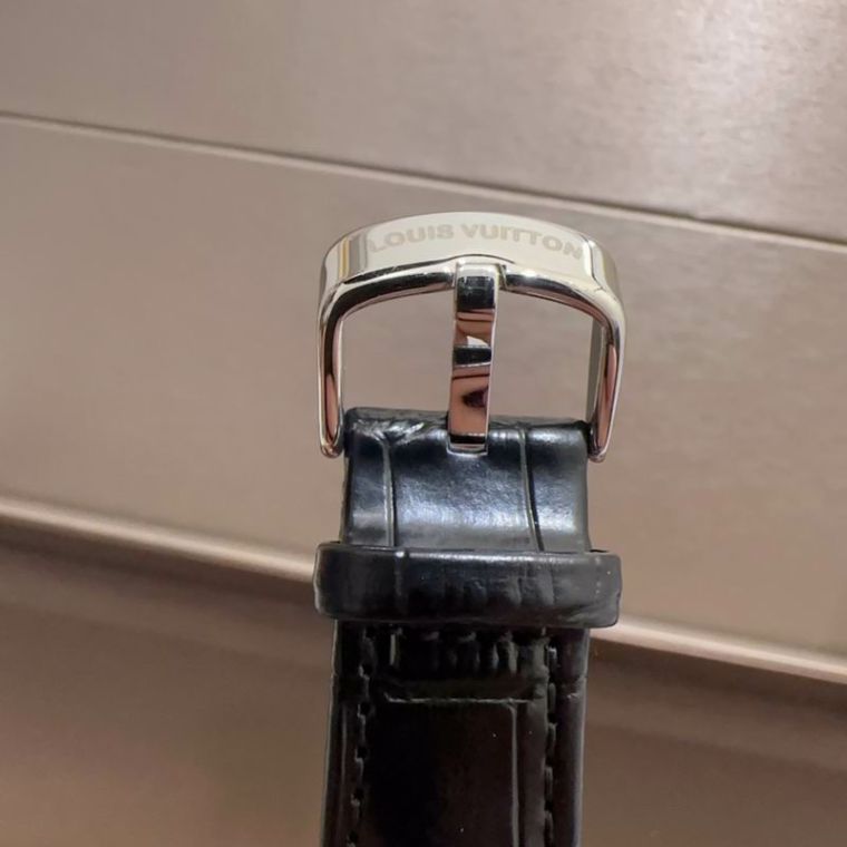 Picture of LV Watches Men _SKU2251lv-40mm-08220910